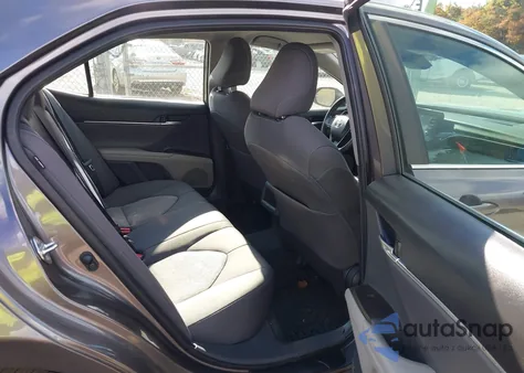 2024 Toyota Camry Le z USA, uszkodzony, nr VIN 4T1C11BK6RU109384